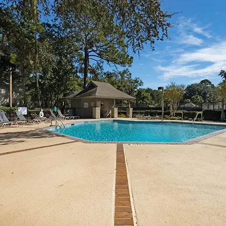 Complex Pool, Family Getaway, Golf Villa